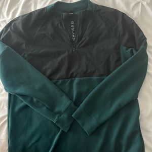Oakley Green Pull Over